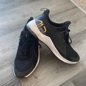 9.5 Nike air max Bella 3 in great condition